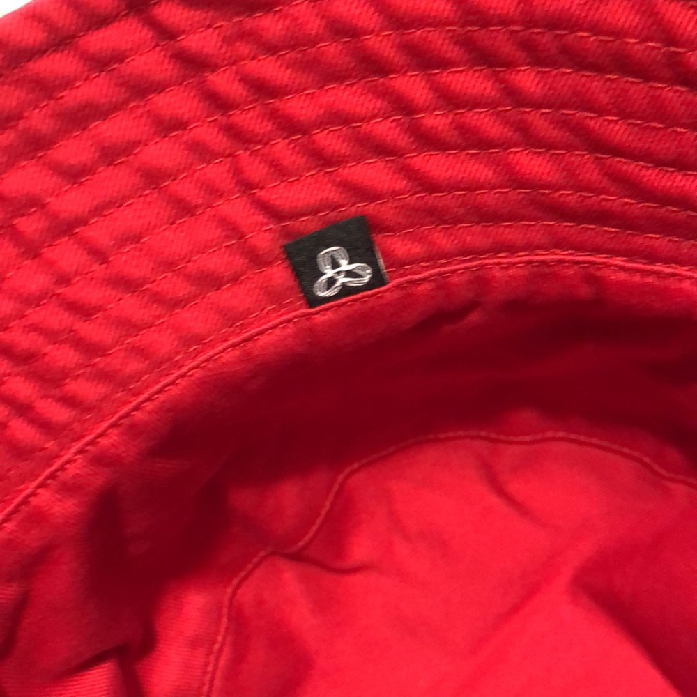 TNA hat red - Picture 3 of 4